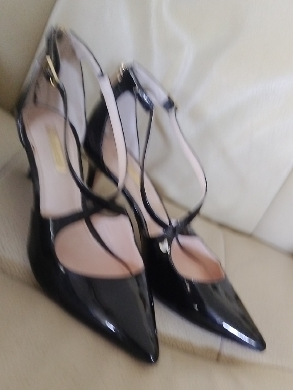 Louise Et Cie Black Patent Pointed Toe Strappy Women's Heels 8.5